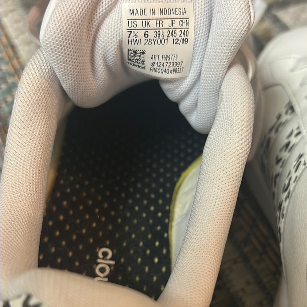 Adidas White Sneakers Leather Design - Picture 11 of 13